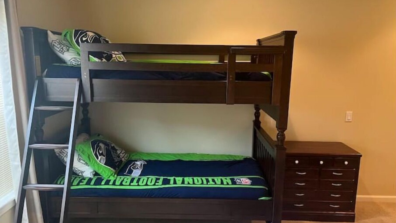 Photo of Bedroom in Quincy