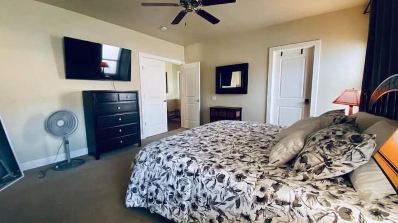 Photo of Bedroom in Quincy