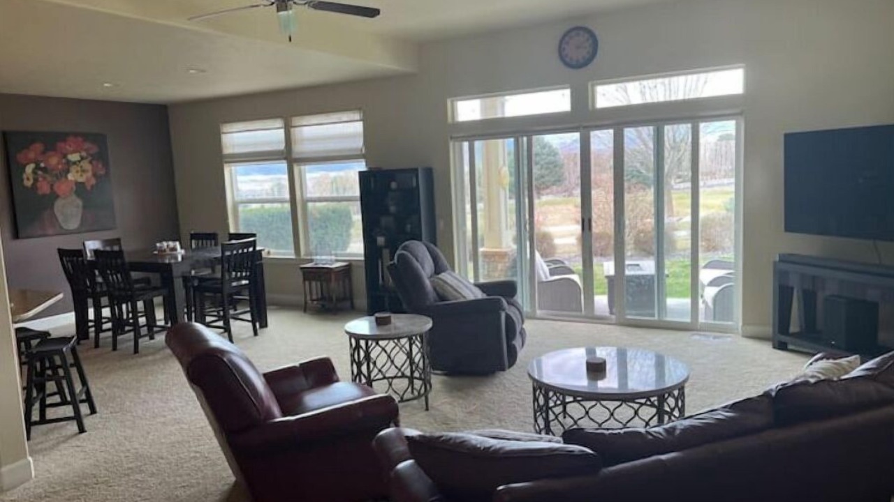 Photo of Livingroom in Quincy