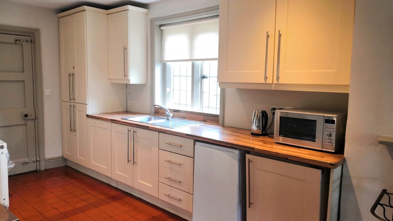 Photo of Others in Thornton Hough