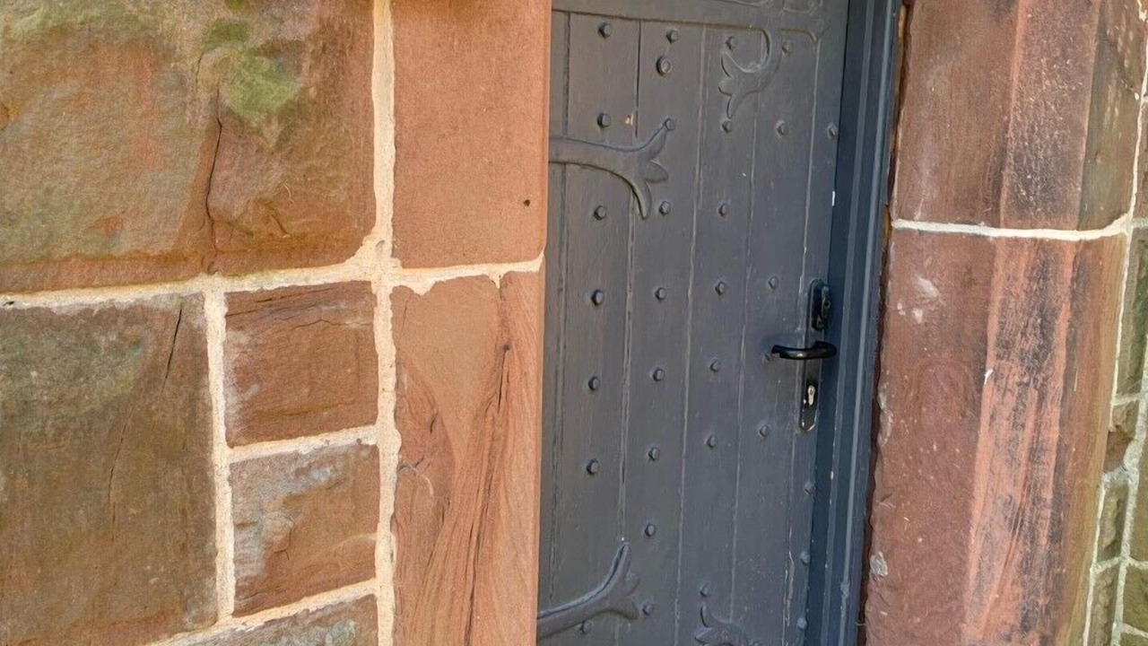 Photo of Outdoor in Thornton Hough