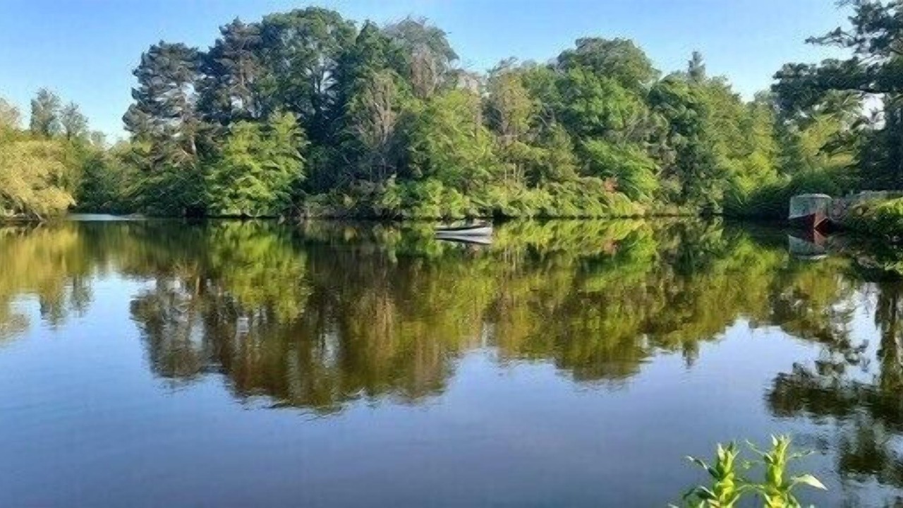 Photo of Outdoor in Thornton Hough