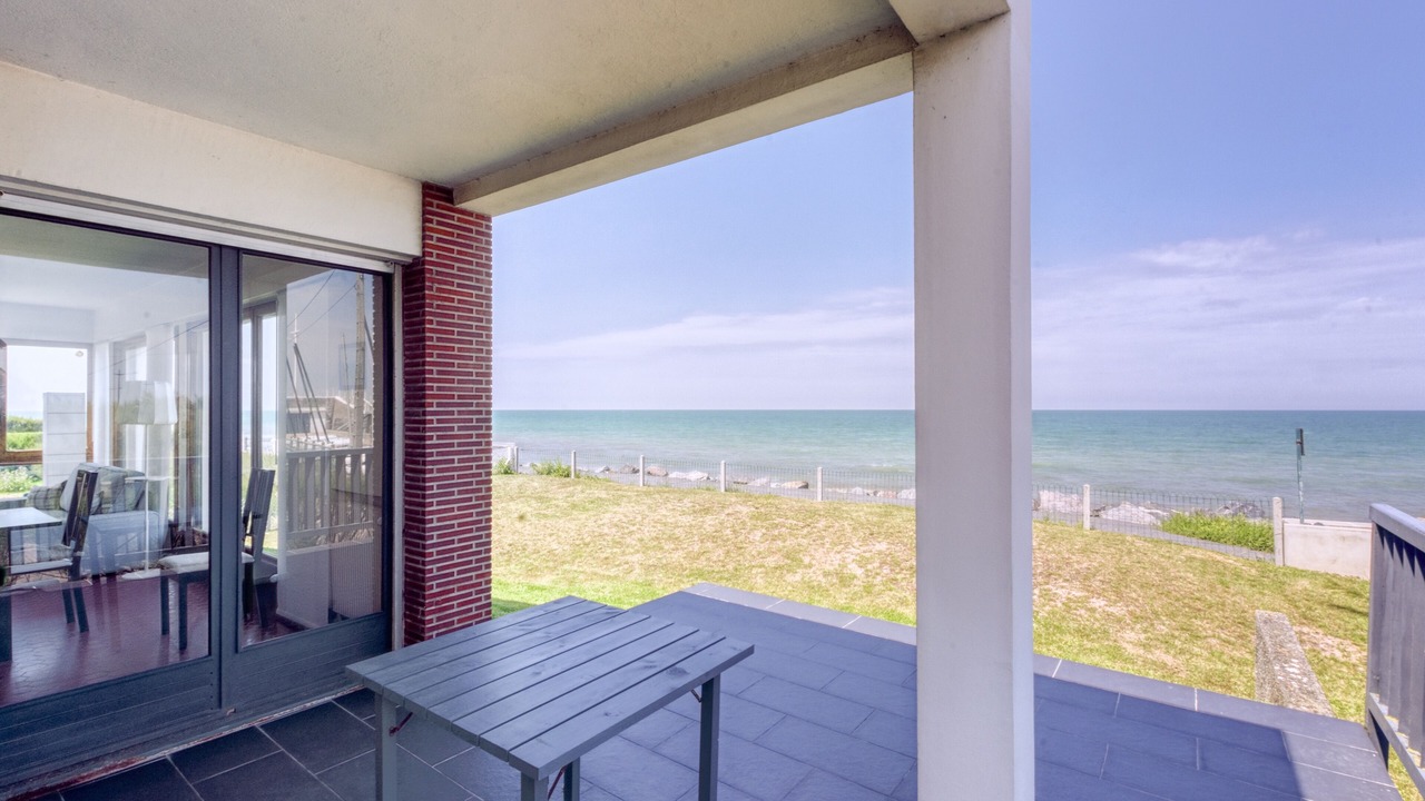 Photo of Patio Balcony in Ver-sur-Mer