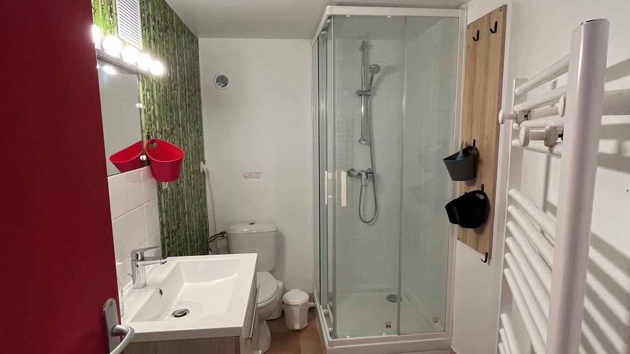 Photo of Bathroom in Ver-sur-Mer
