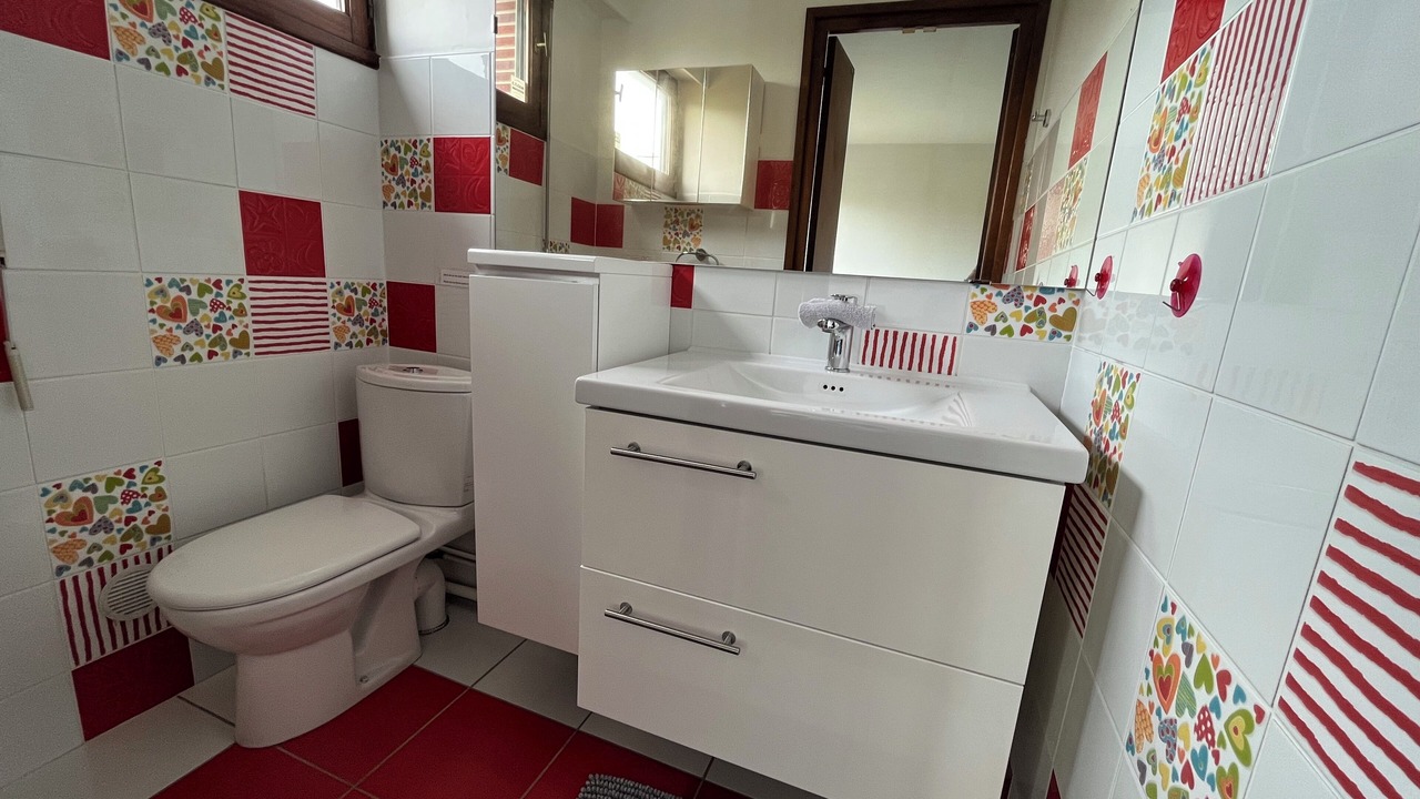 Photo of Bathroom in Ver-sur-Mer