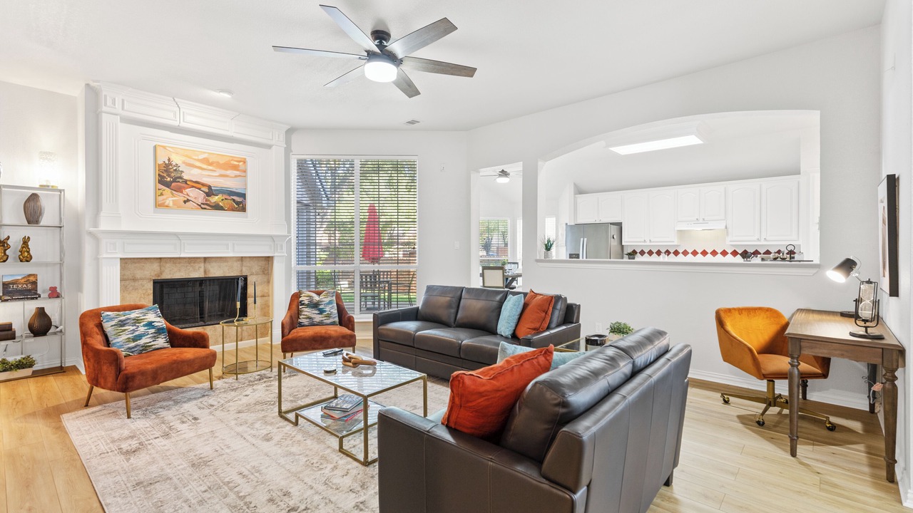 Photo of Livingroom in Plano