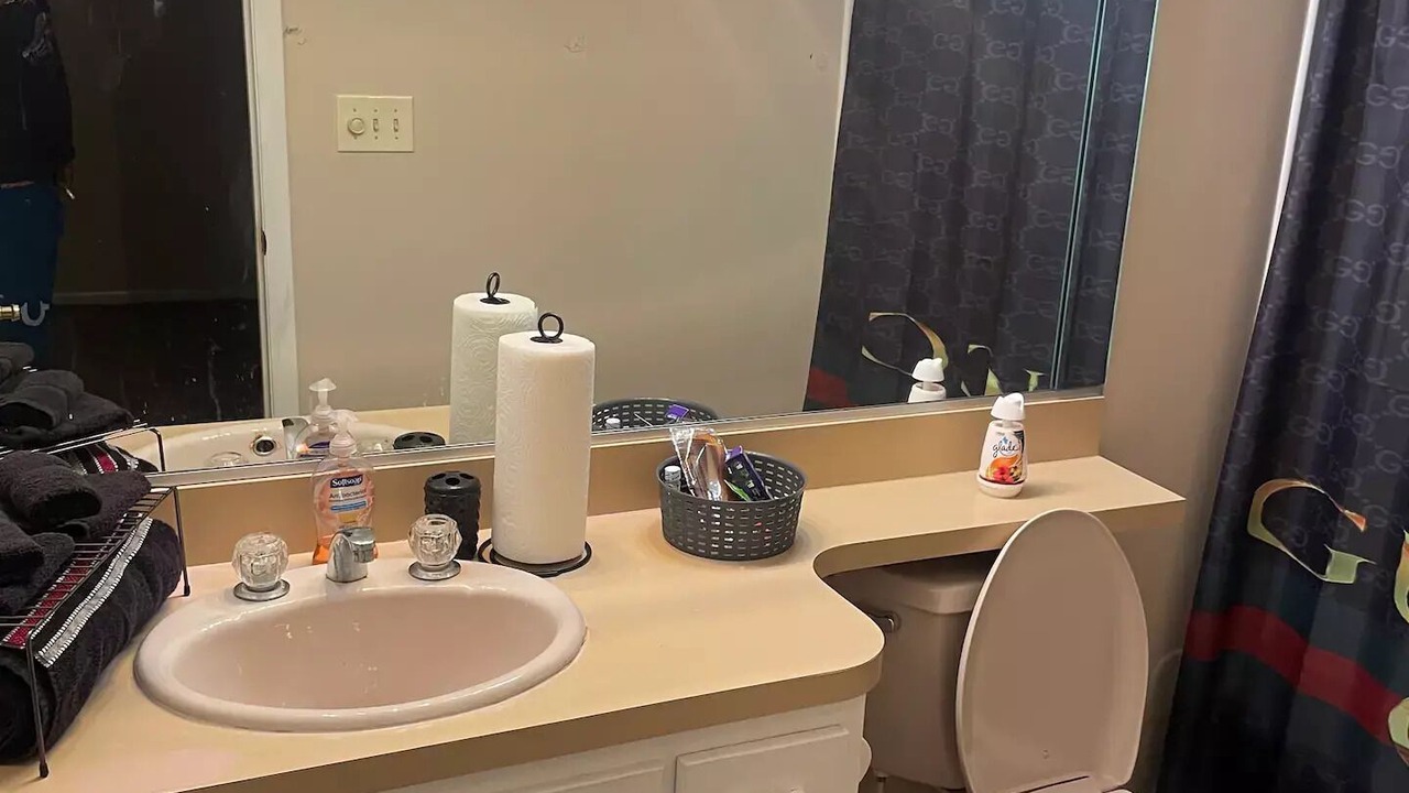 Photo of Bathroom in Greenbrier West