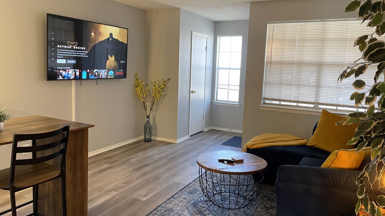 Photo of Livingroom in Central Gardens