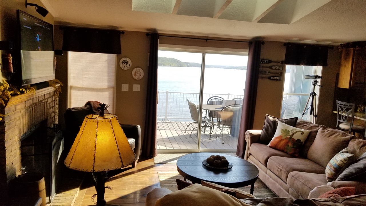 Photo of Livingroom in Climax Springs