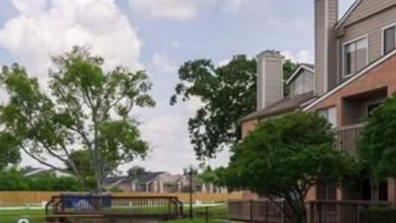 Photo of Outdoor in George Bush Park/Eldridge