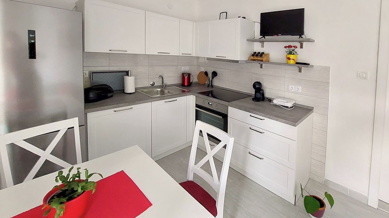 Photo of Kitchen in Cove Parja