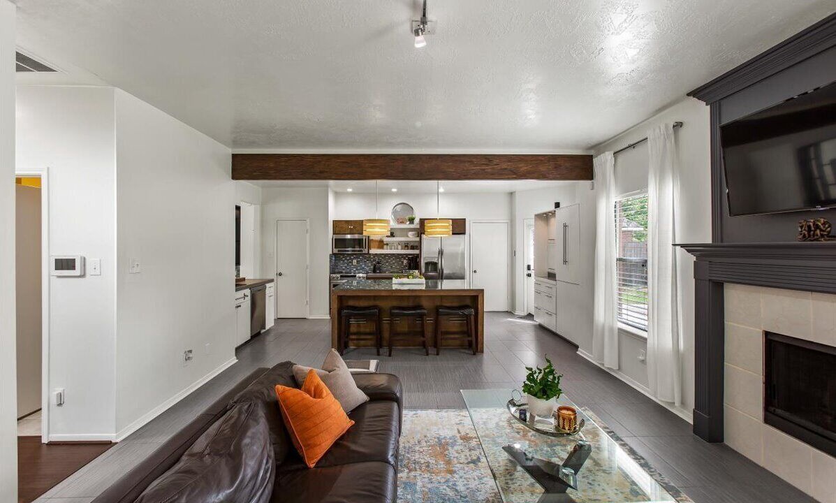 Photo of Livingroom in Houston
