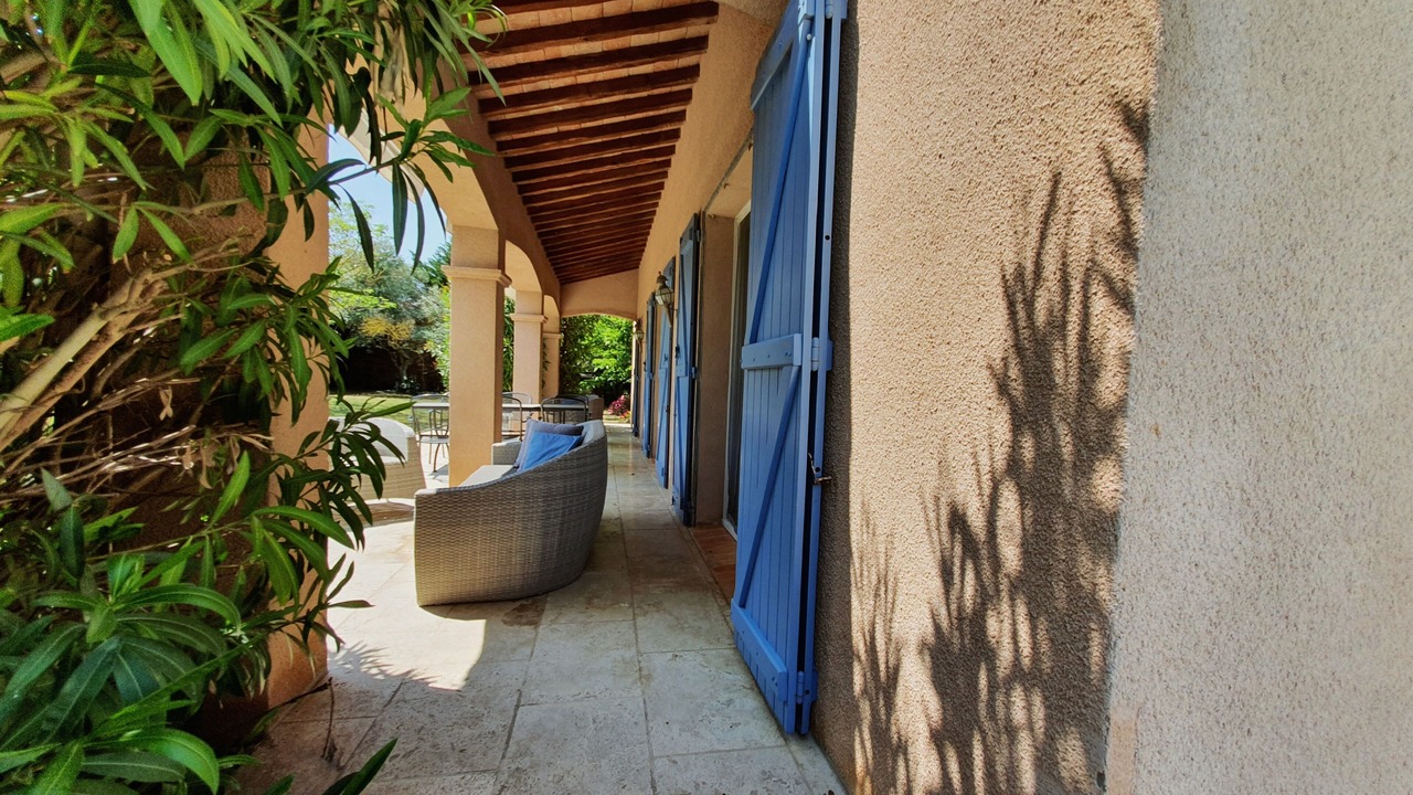 Photo of Patio Balcony in Roquecourbe-Minervois
