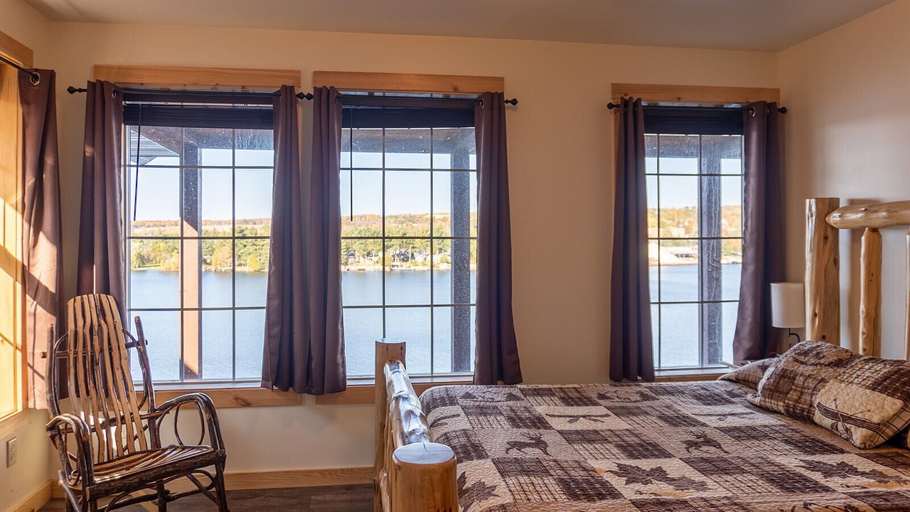 Photo of Bedroom in Houghton
