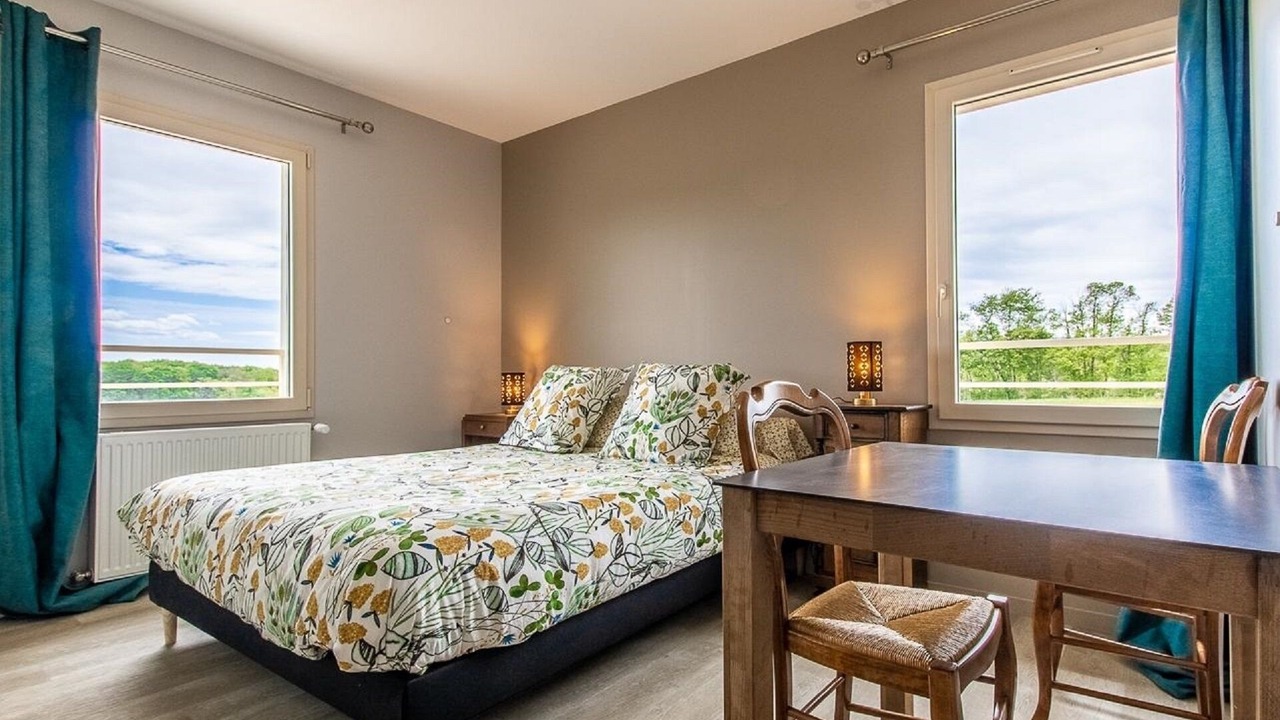 Photo of Bedroom in Lugny