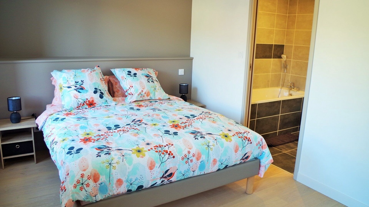 Photo of Bedroom in Lugny