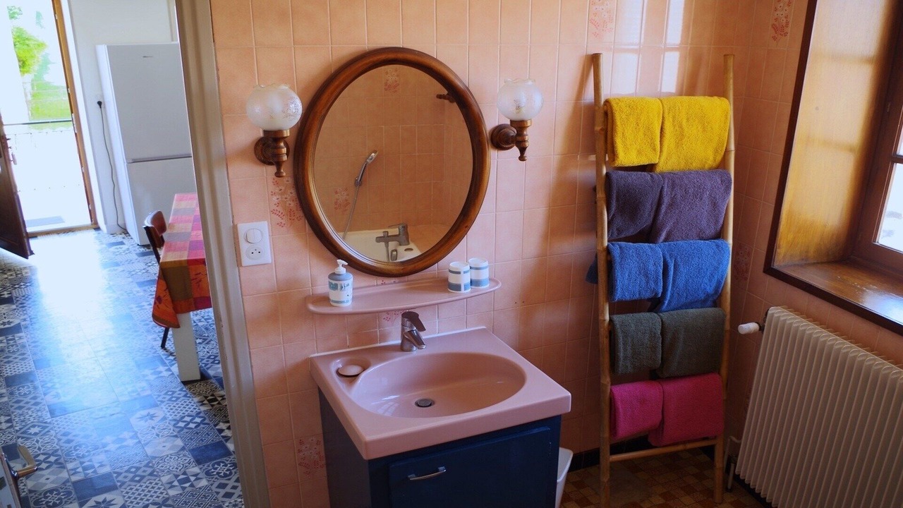 Photo of Bathroom in Lugny