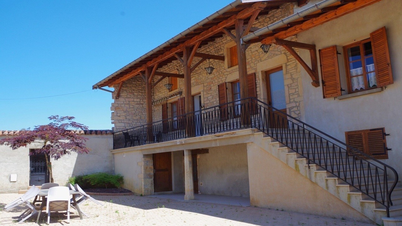 Photo of Outdoor in Lugny