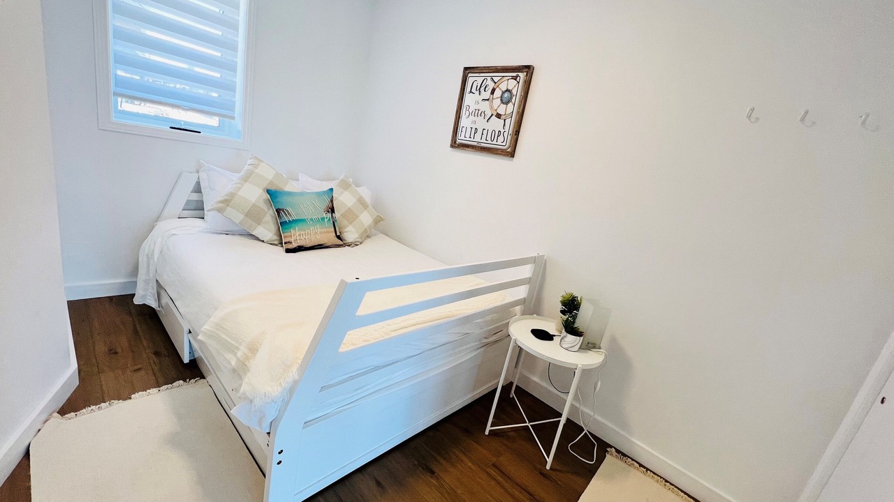 Photo of Bedroom in Port Franks
