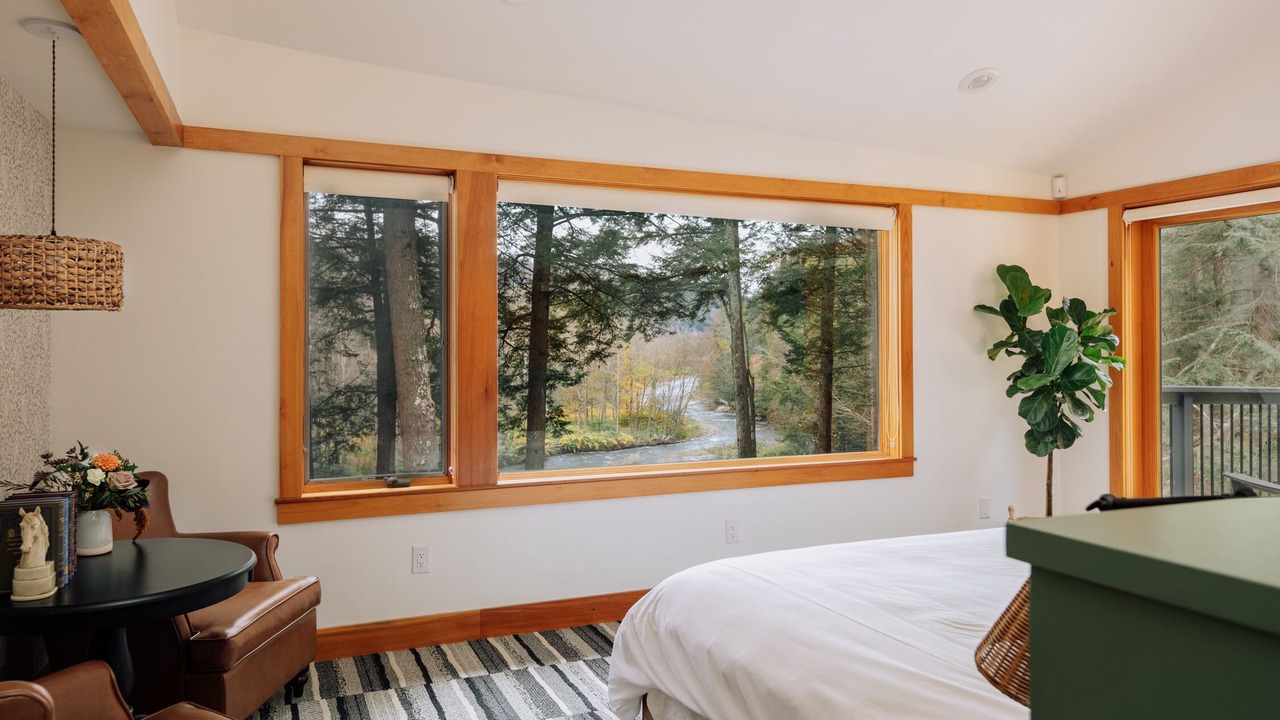 Photo of Bedroom in Roscoe