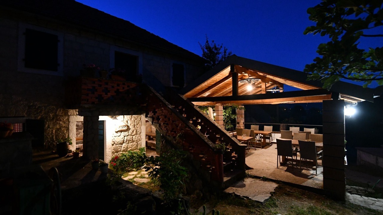 Photo of Outdoor in Citluk