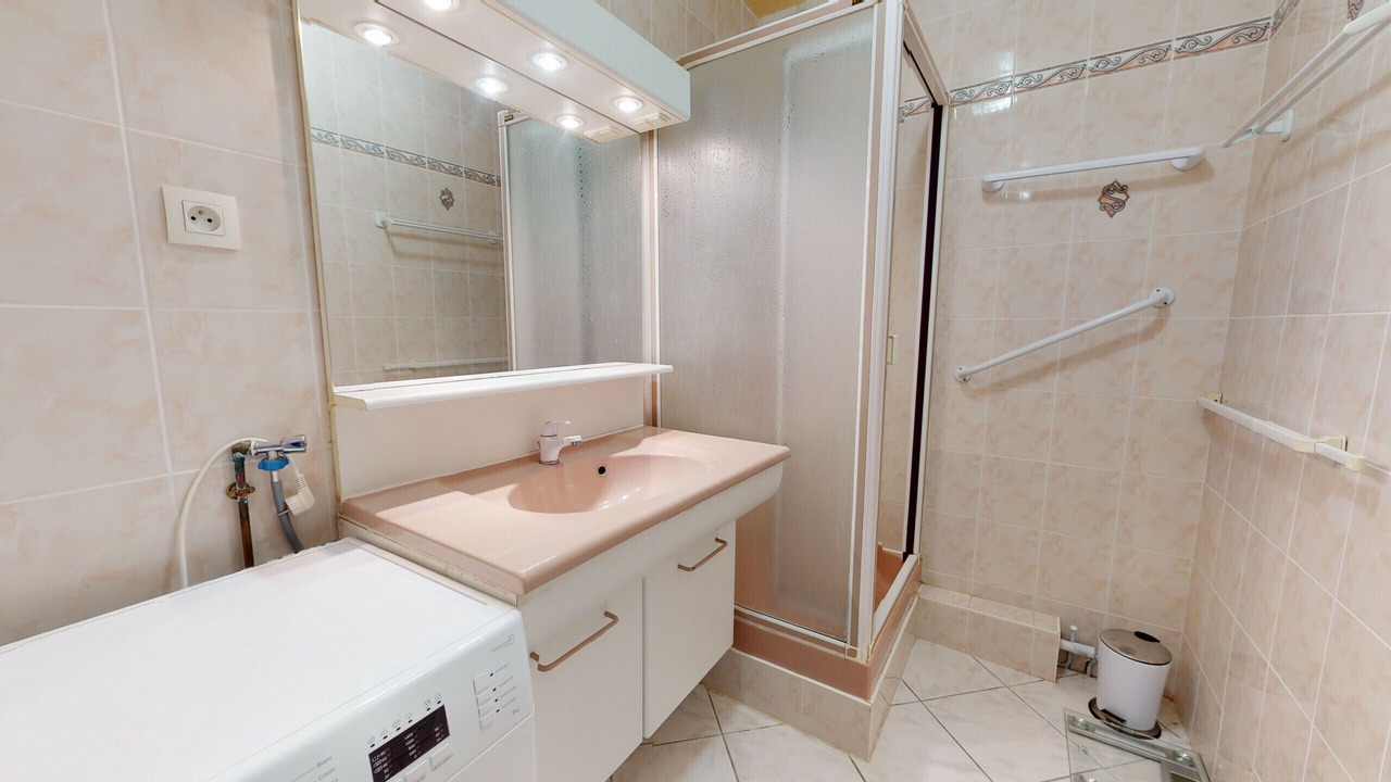 Photo of Bathroom in Saint-Gilles-Croix-de-Vie