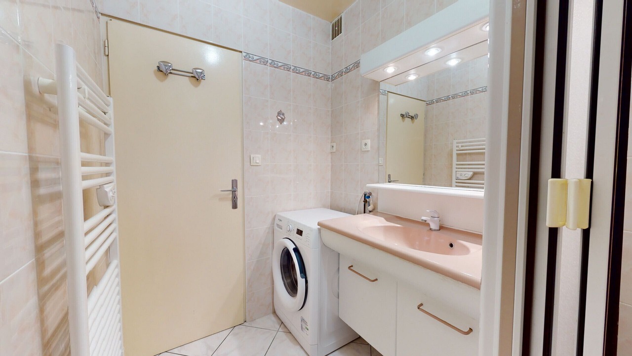 Photo of Bathroom in Saint-Gilles-Croix-de-Vie