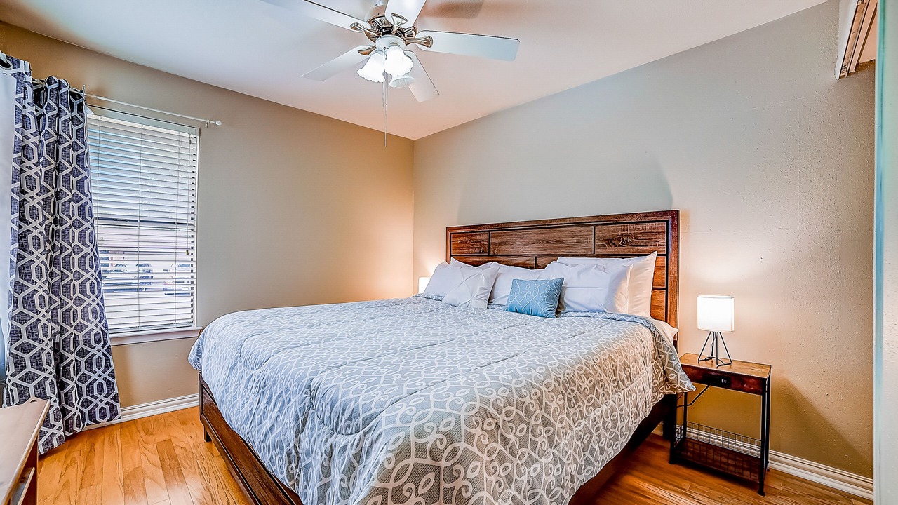 Photo of Bedroom in North San Antonio - SAT
