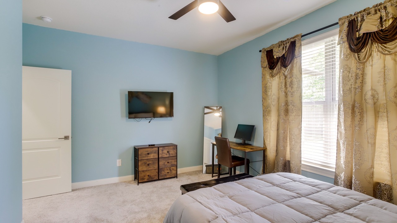 Photo of Bedroom in Tomball