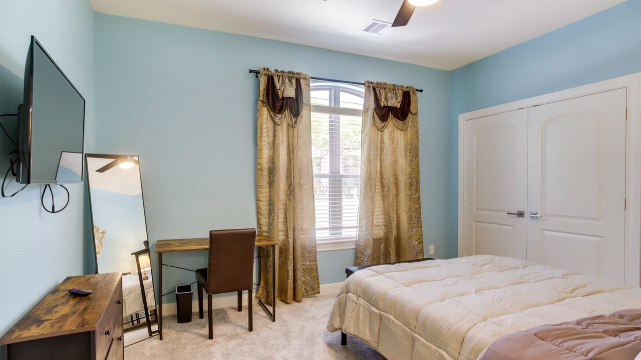 Photo of Bedroom in Tomball