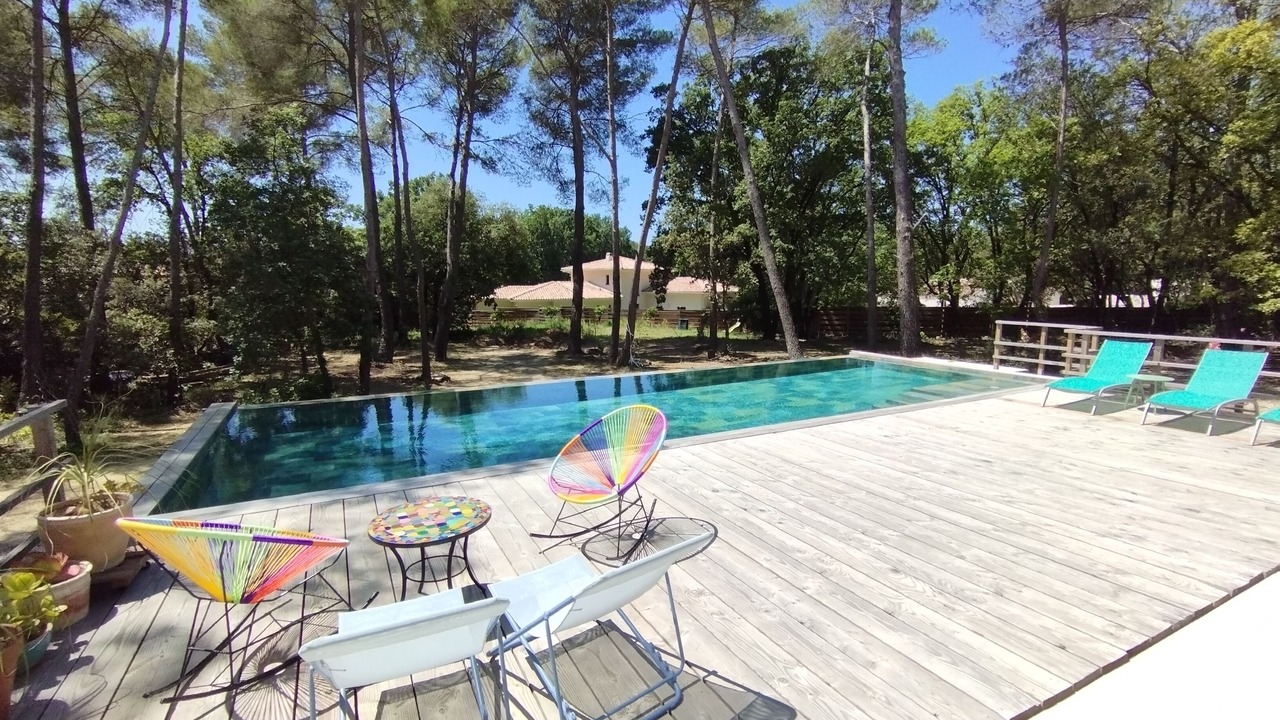 Photo of Outdoor in Assas