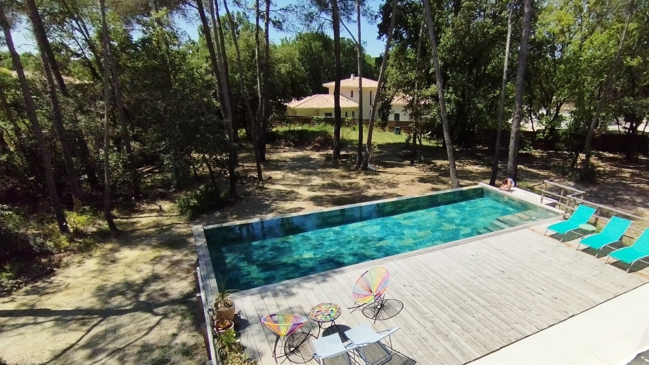 Photo of Outdoor in Assas
