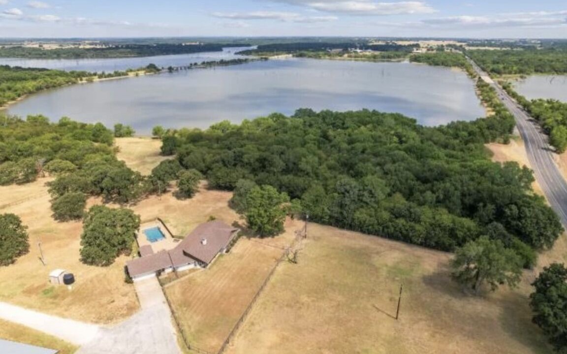 Photo of Outdoor in Weston