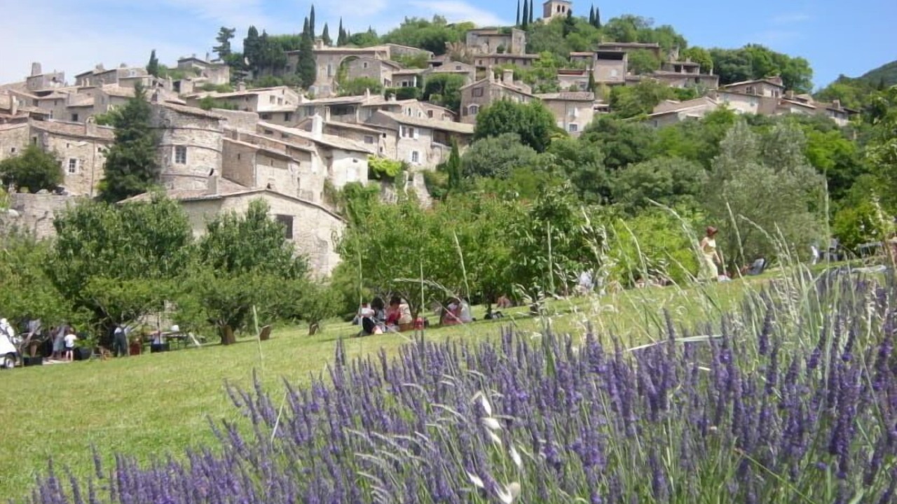 Photo of Others in Cliousclat