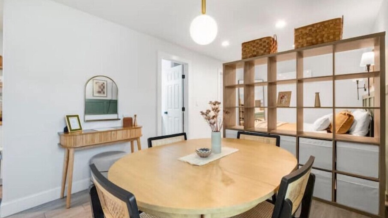 Photo of Livingroom in Central Arlington