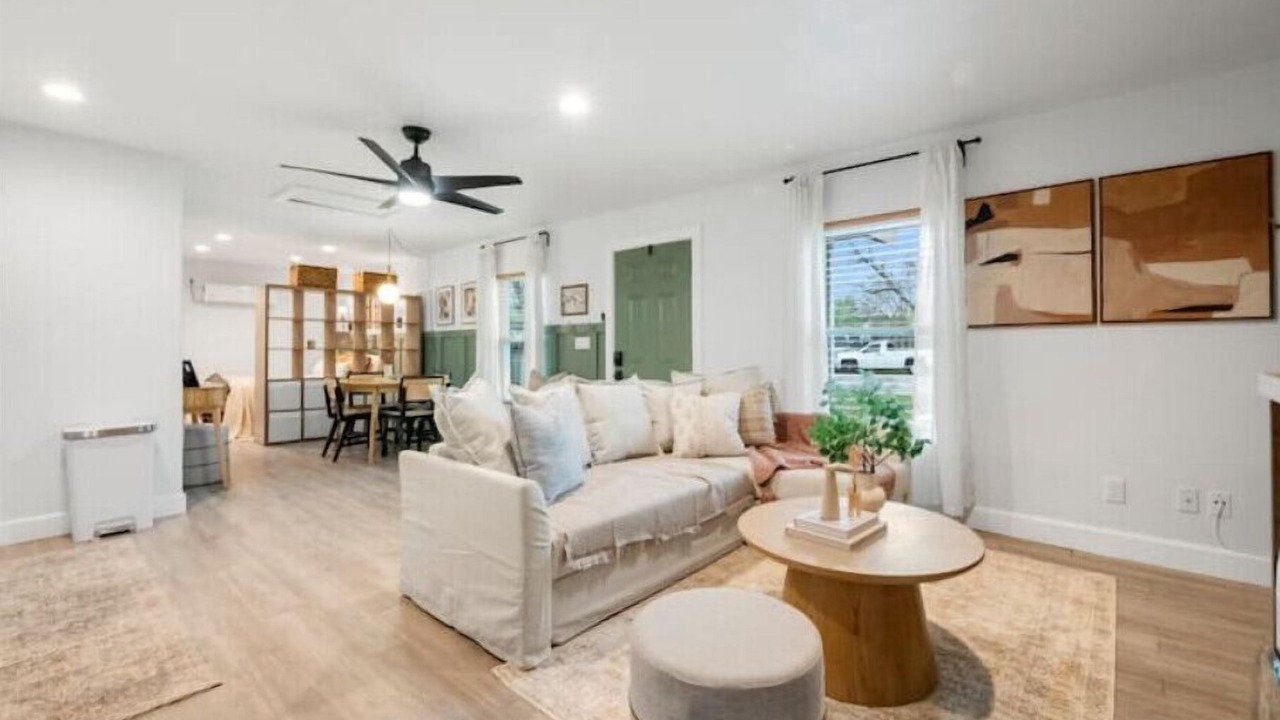 Photo of Bedroom in Central Arlington