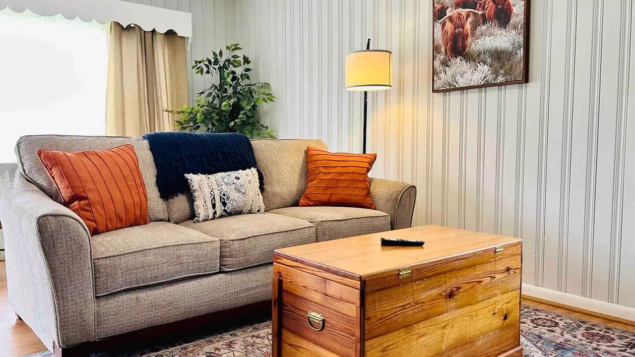 Photo of Livingroom in Lenoir City