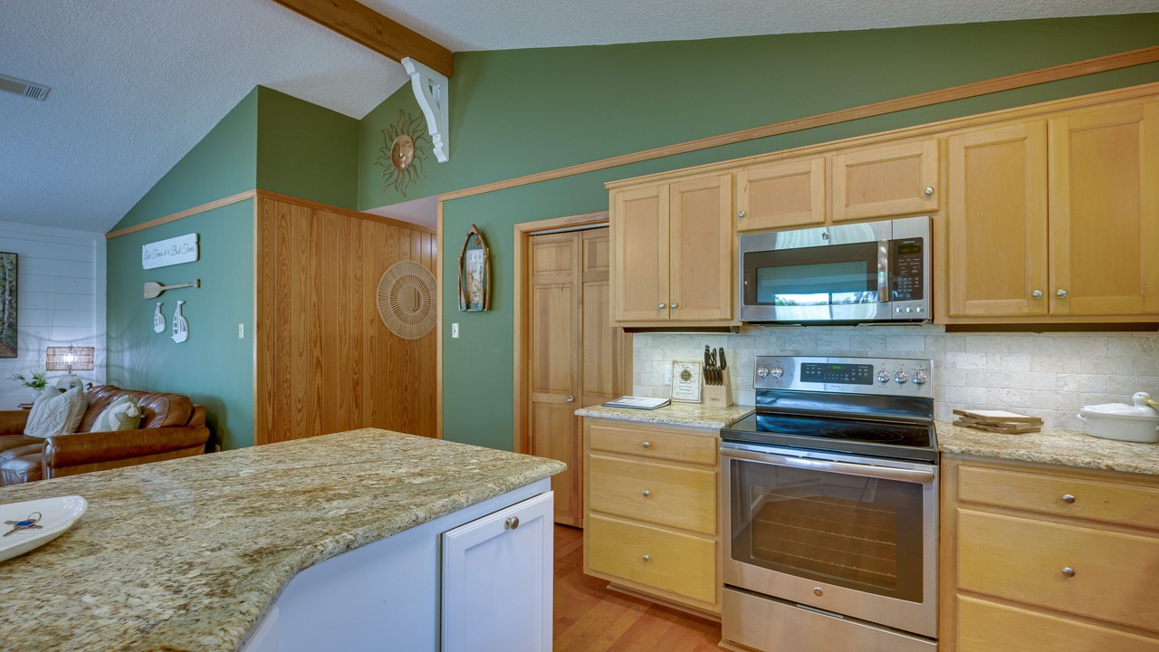 Photo of Kitchen in Oakhurst
