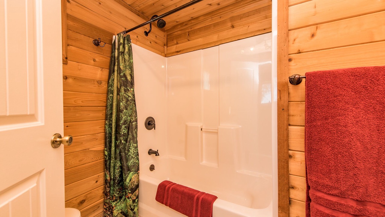 Photo of Bathroom in Sekiu