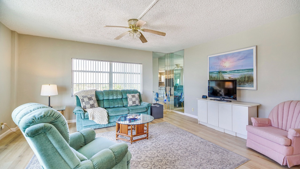 Photo of Livingroom in South Patrick Shores