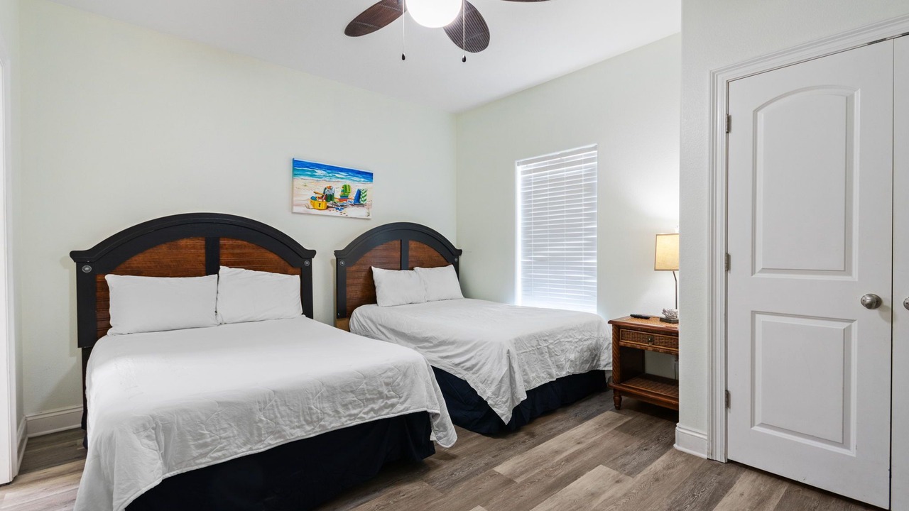 Photo of Bedroom in Gulf Shores