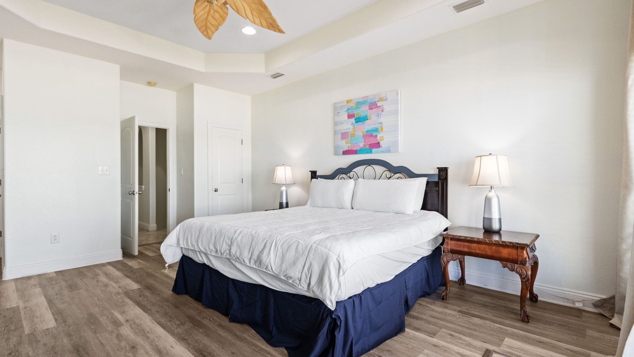 Photo of Bedroom in Gulf Shores