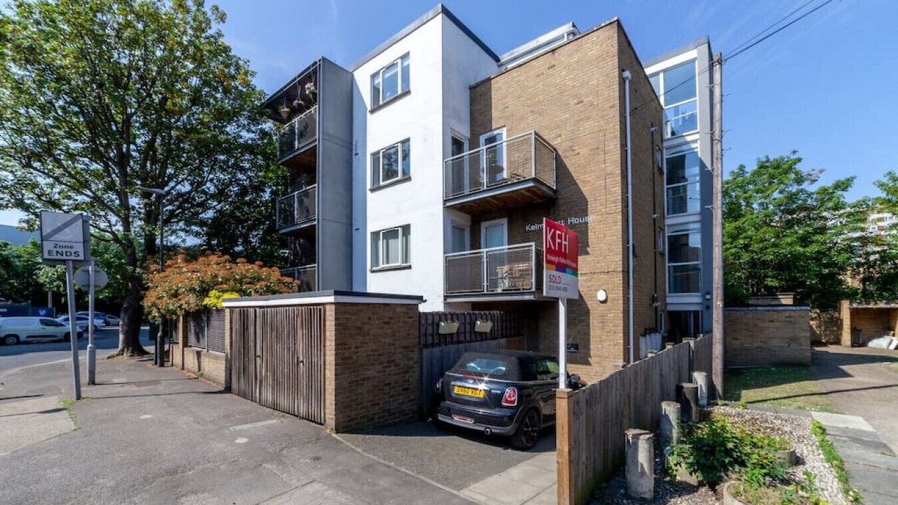 Photo of Outdoor in Collier's Wood