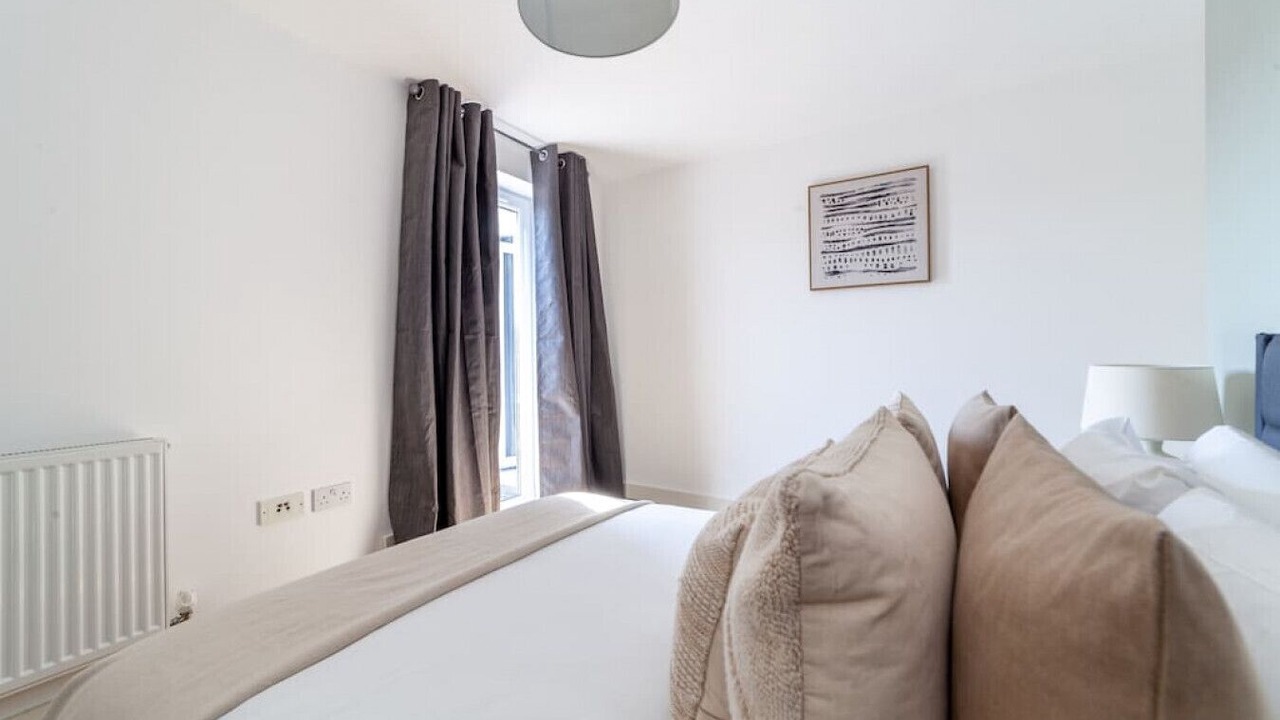 Photo of Bedroom in Collier's Wood