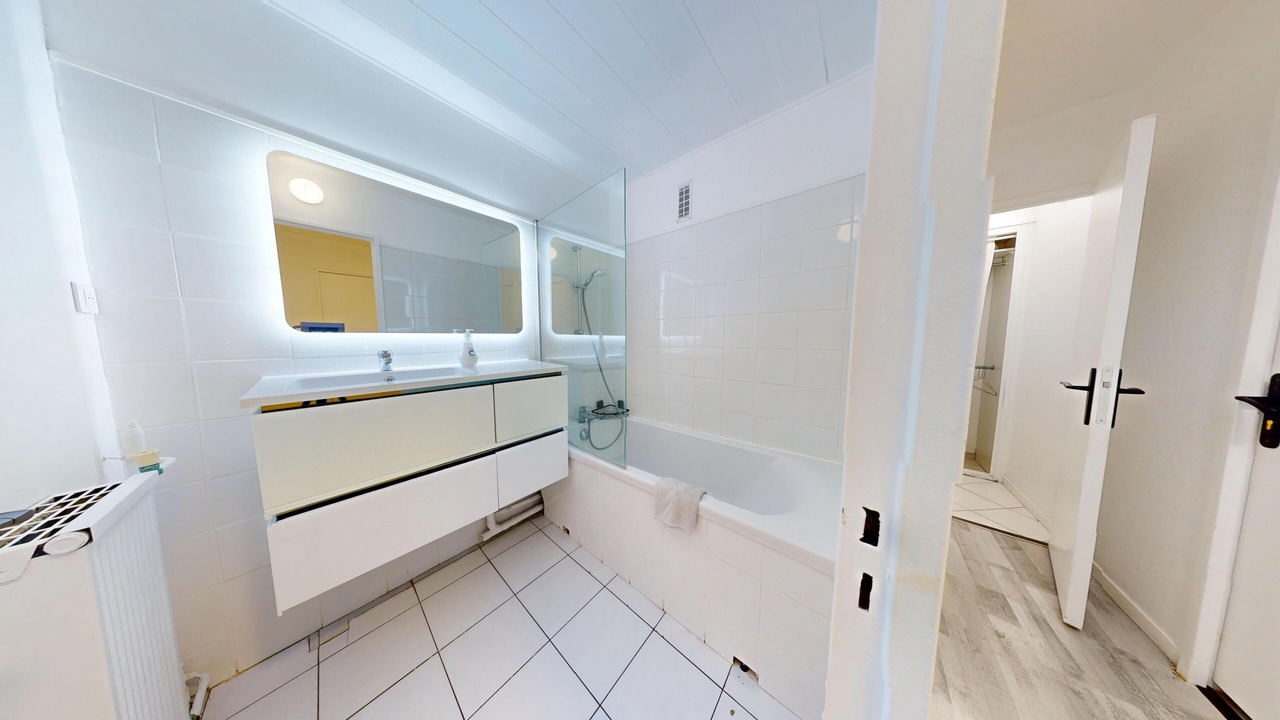 Photo of Bathroom in Saint-Etienne-des-Hautes-Terres