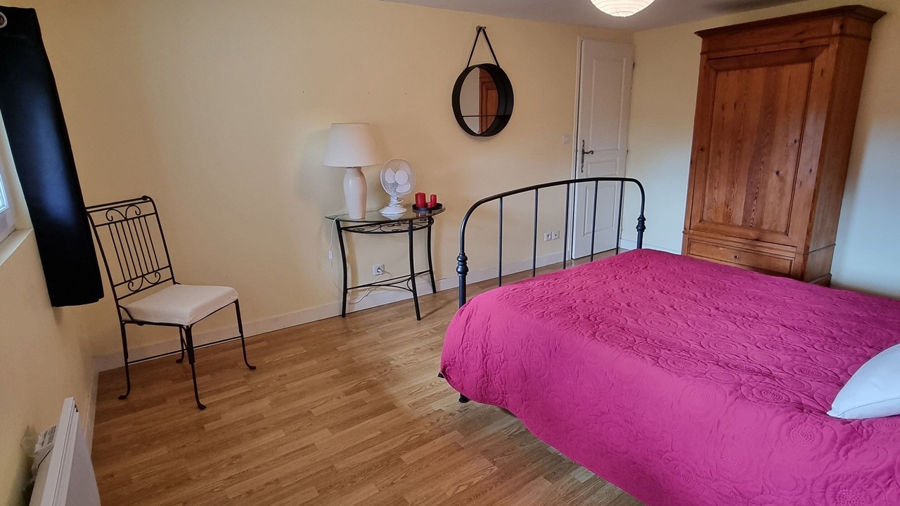 Photo of Bedroom in Archigny