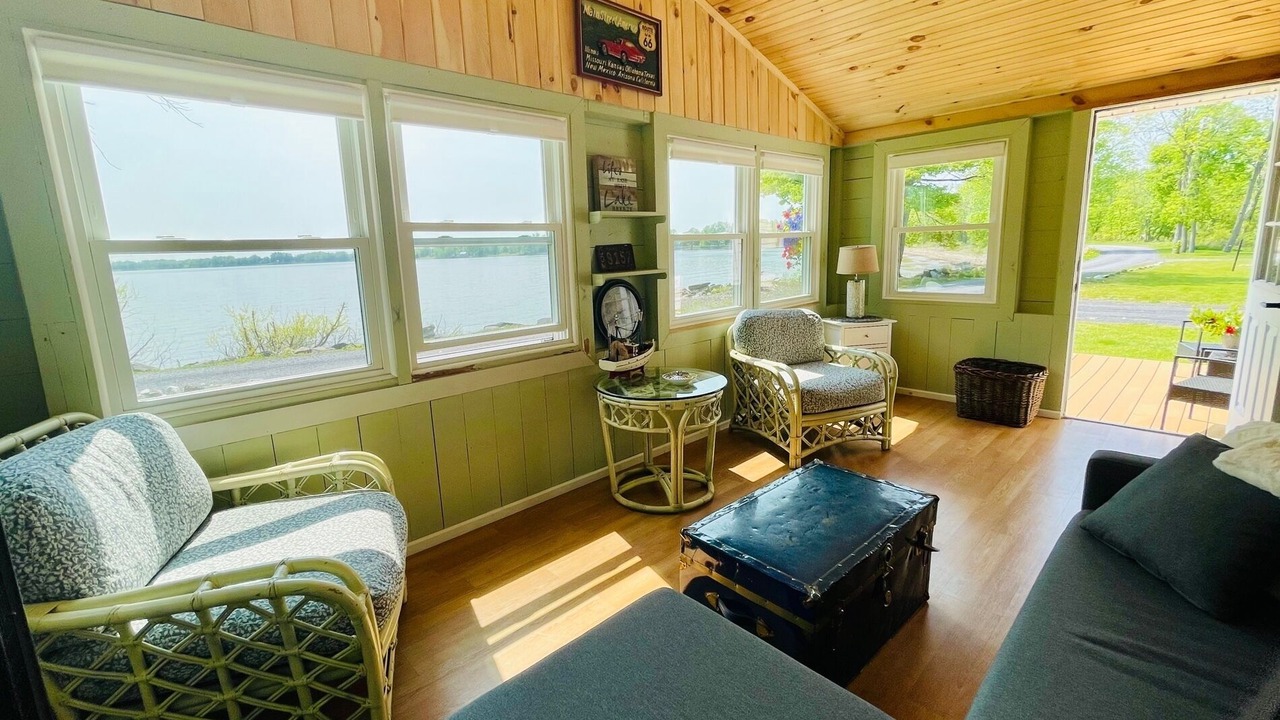 Photo of Livingroom in North Hero