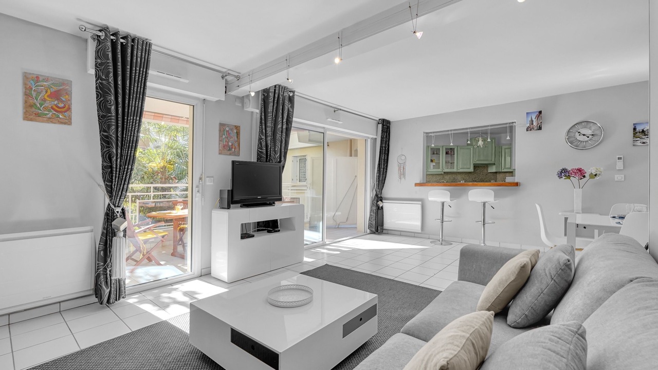 Photo of Livingroom in Les Chalets - Saint-Aubin - Saint-Etienne