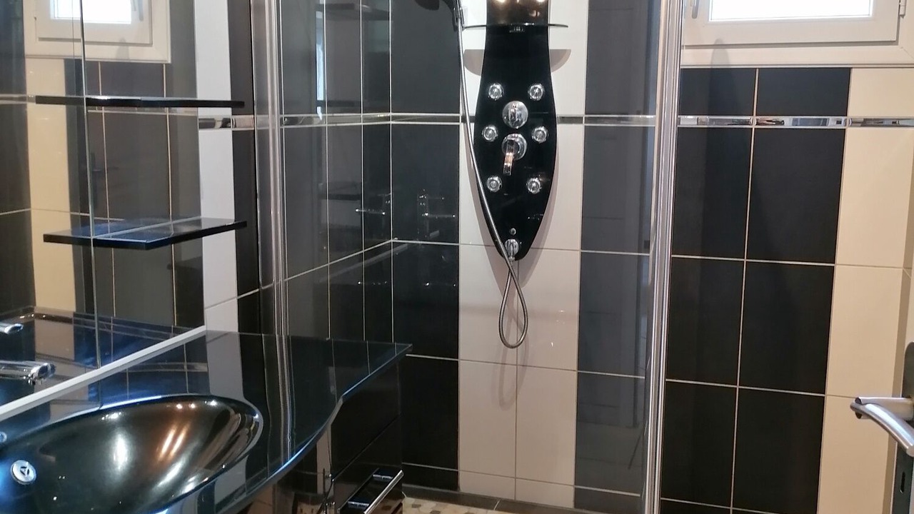 Photo of Bathroom in Aureilhan