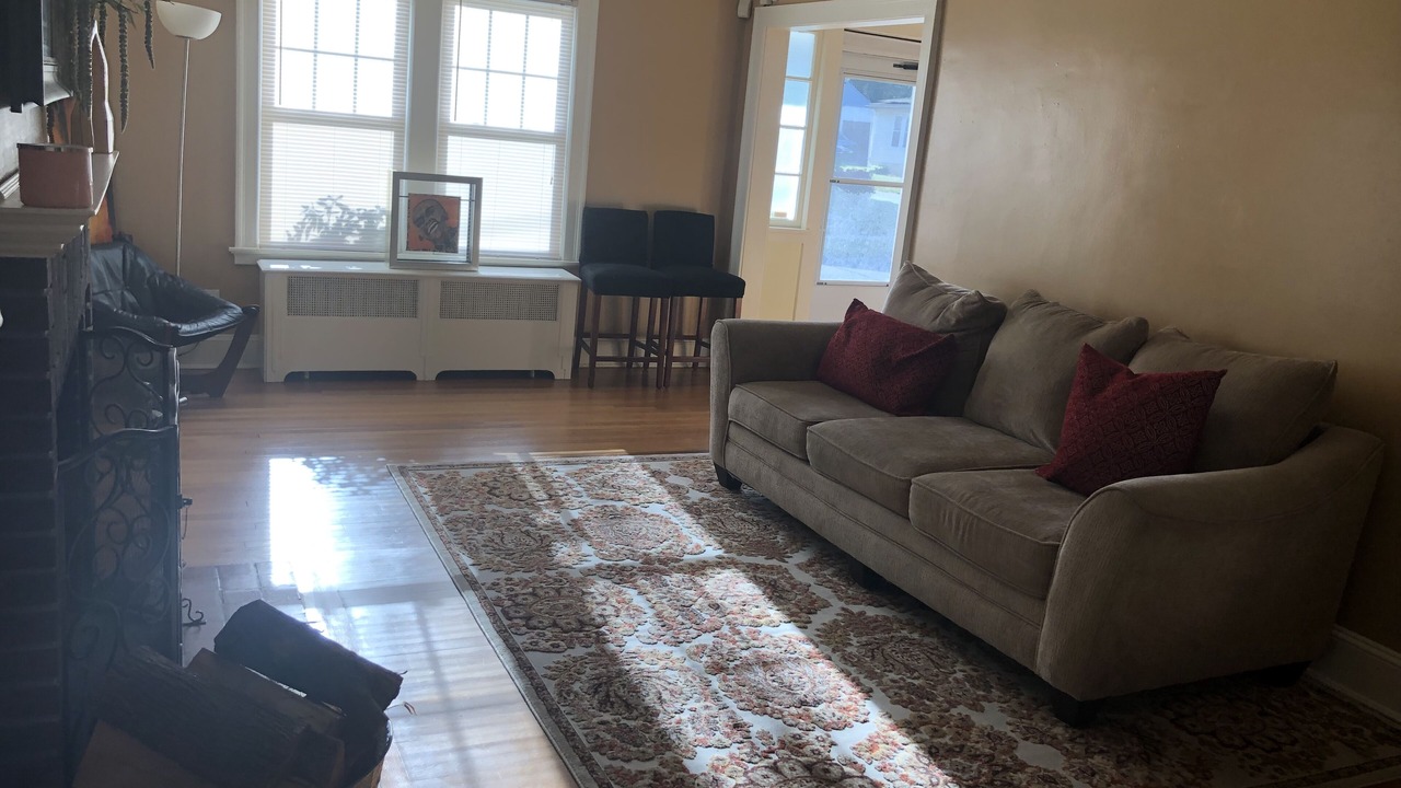 Photo of Livingroom in Hartford